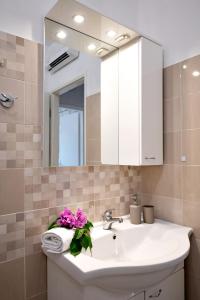 Ένα μπάνιο στο Apartment Mediteraneo