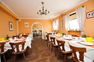 Restaurace v ubytování Gasthof Jägerwirt