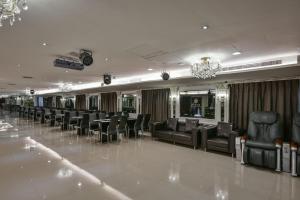 Posezení v ubytování Harmonious Hotel