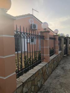 Budova, kde se vila nachází