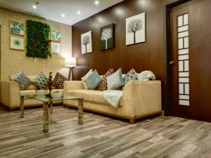 Khu vực ghế ngồi tại Hotel Ojos Del Rio