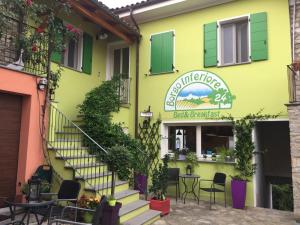 Budova, v ktorej sa ubytovanie bed & breakfast nachádza