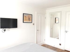 ロンドンにあるSuperb 3-Bed 2-Bath with Wifi: Trendy Fitzrovia W1のギャラリーの写真