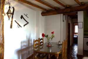 Fotografie z fotogalerie ubytování Apartamentos Jaronil v destinaci Benaocaz