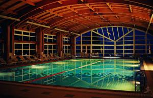 Bazén v ubytování Hotel Marina Port nebo v jeho okolí