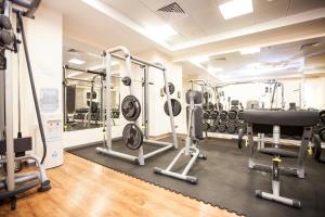 
The fitness center and/or fitness facilities at Winter Park Hotel Baku
