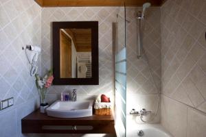 Un baño de Apartaments Els Llacs