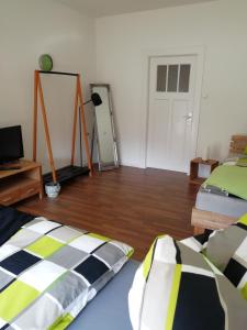 Postel nebo postele na pokoji v ubytování Ferienwohnung"Zur Birke"
