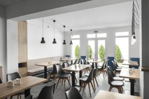 Posedenie v ubytovaní Chesscom Hotel