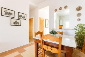 Fotografia z galérie ubytovania Bonito apartamento en campo de golf con piscina v destinácii Sanlúcar de Barrameda