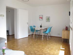 Dining area sa apartment