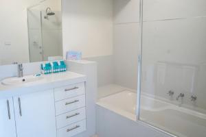 Gallery image of Margaret River Beach Apartments in Margaret River Town