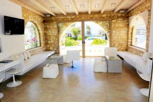 Posezení v ubytování Amaryllis Beach Hotel