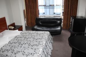 Posezení v ubytování Hostal Bond