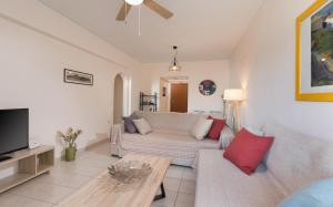 Μια τηλεόραση ή/και κέντρο ψυχαγωγίας στο City apartment with private parking