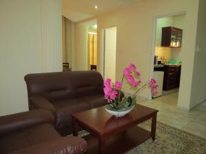 O zonă de relaxare la Al Ferdous Hotel Apartments