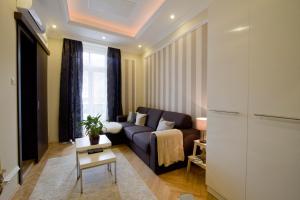 Posedenie v ubytovaní Elisabeth Bridge Apartmans