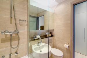 Bilik mandi di Apex Grassmarket Hotel