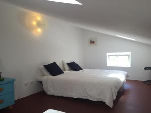 Gallery image of Casa dos Limoeiros in Santiago do Cacém +4 photos