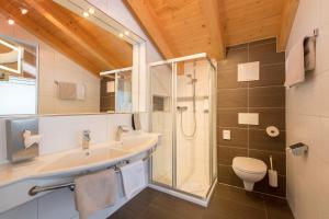 Koupelna v ubytování Alpinhotel Monte Superior - Silvretta Card Premium Betrieb