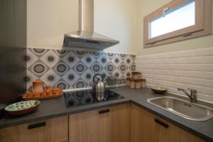 A kitchen or kitchenette at Sea Station