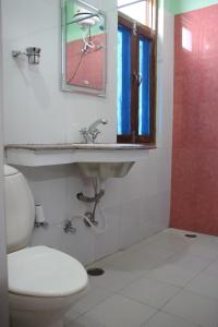 Koupelna v ubytování Chandruma Cottage + 38 fotografií