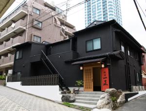 Budova, kde se ryokan nachází
