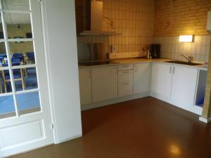 Köök või kööginurk majutusasutuses Sæby Spektrum & Hostel