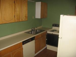 Η κουζίνα ή μικρή κουζίνα στο Oak Grove Apartment Hattiesburg, MS