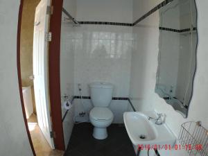 Koupelna v ubytování 1st House of Happiness at Khao Yai 1-4 bed open 1 bedroom for each 2 adults