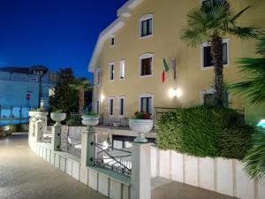 Gallery image of Hotel Euro in San Giovanni Rotondo