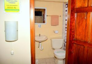 Vannituba majutusasutuses Hostal Terra 4 - EL LABRADOR