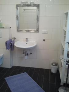 Phòng tắm tại Ferienhaus Absmeier