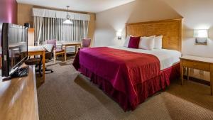 Imagen de la galería de Best Western Plus Caldwell Inn & Suites, en Caldwell