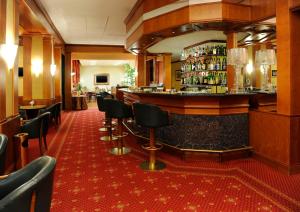 Lounge nebo bar v ubytování Tower Genova Airport - Hotel & Conference Center