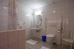 Koupelna v ubytování Hotel Restaurant Tychon AG