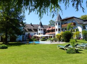 Vonkajšia záhrada v ubytovaní Gasthof Hotel Doktorwirt