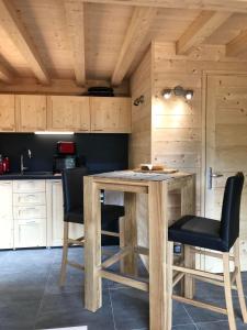 Gîte C 1.2.3 Soleil的厨房或小厨房