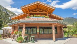 Nespecifikovaný výhled na hory nebo výhled na hory při pohledu z bed and breakfast