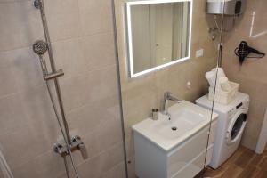 Kúpeľňa v ubytovaní LUXURY Apartment Ledo + 37 fotografií