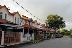 The building in which the homestay is located