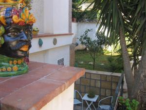 A garden outside Appartamento Vivaldi