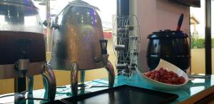 Kemudahan buat kopi dan teh di Palau Hotel