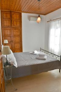 Gallery image of Hydra Port Apartments-Serenity in Hydra