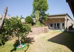 Photo de la galerie de l'établissement RnB's Studio Apartment, à Windhoek