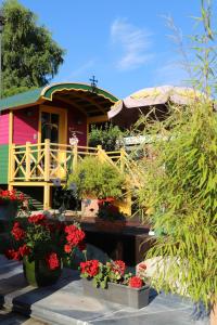 Fotografie z fotogalerie ubytování Roulotte la Dominique v destinaci Romery