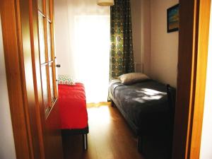 Ένα ή περισσότερα κρεβάτια σε δωμάτιο στο Bukowska Apartment