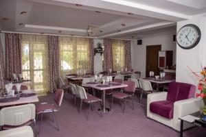 Posezení v ubytování Amethyst House Therme & Bucharest Otopeni Airport