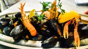 Jídlo v penzionu nebo okolí