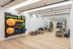 Fitness centrum a/nebo fitness zařízení v ubytování Euphoria Retreat - A Holistic Wellbeing Destination Spa